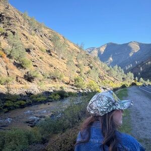 Meet your Posher, Jillian